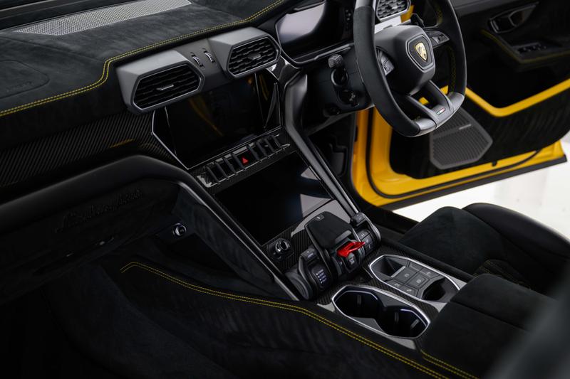 Used Lamborghini Urus 2023 for sale - 76616327: Photo 17