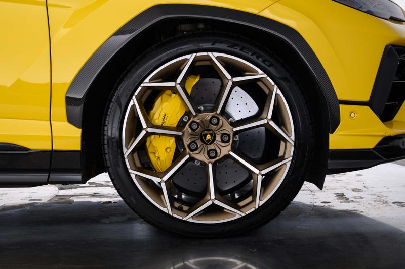 Used Lamborghini Urus 2023 for sale - 76616327: Photo 9