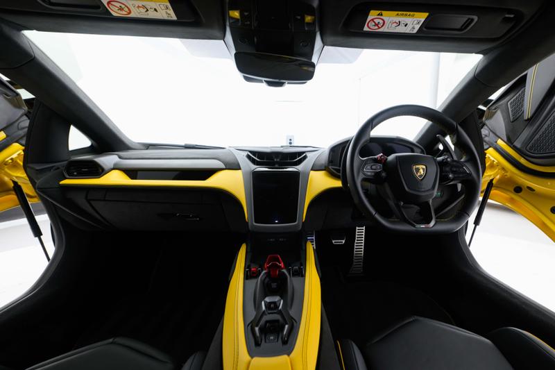 Used Lamborghini Revuelto 2025 for sale - 77505787: Photo 12