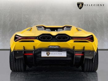 Used Lamborghini Revuelto 2025 for sale - 77505787: Photo