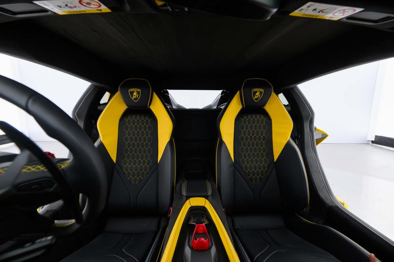 Used Lamborghini Revuelto 2025 for sale - 77505787: Photo 7