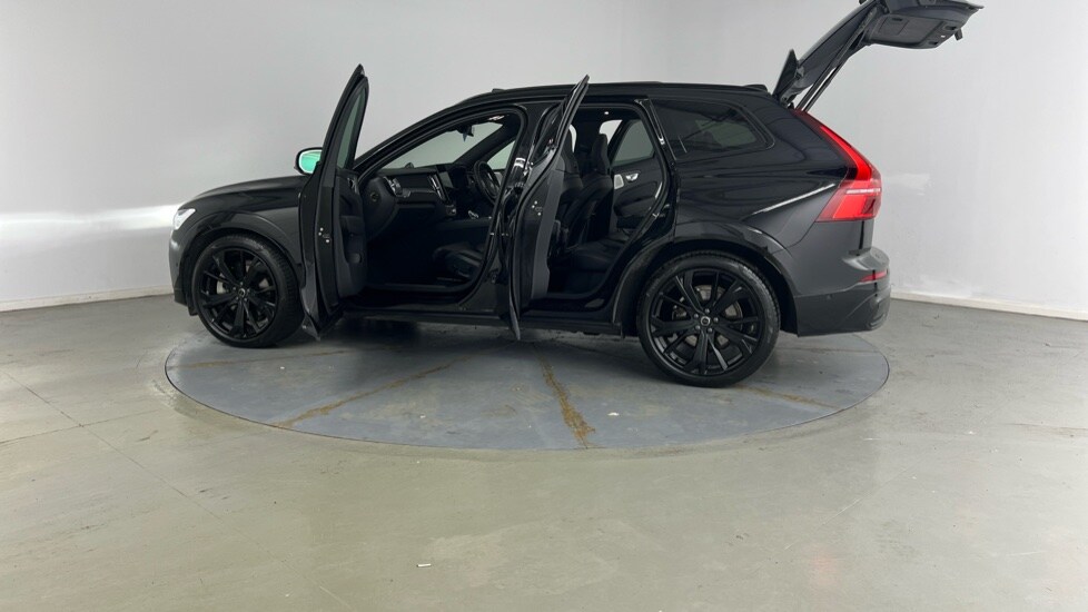 Used Volvo XC60 2025 for sale - 78137074: Photo 36