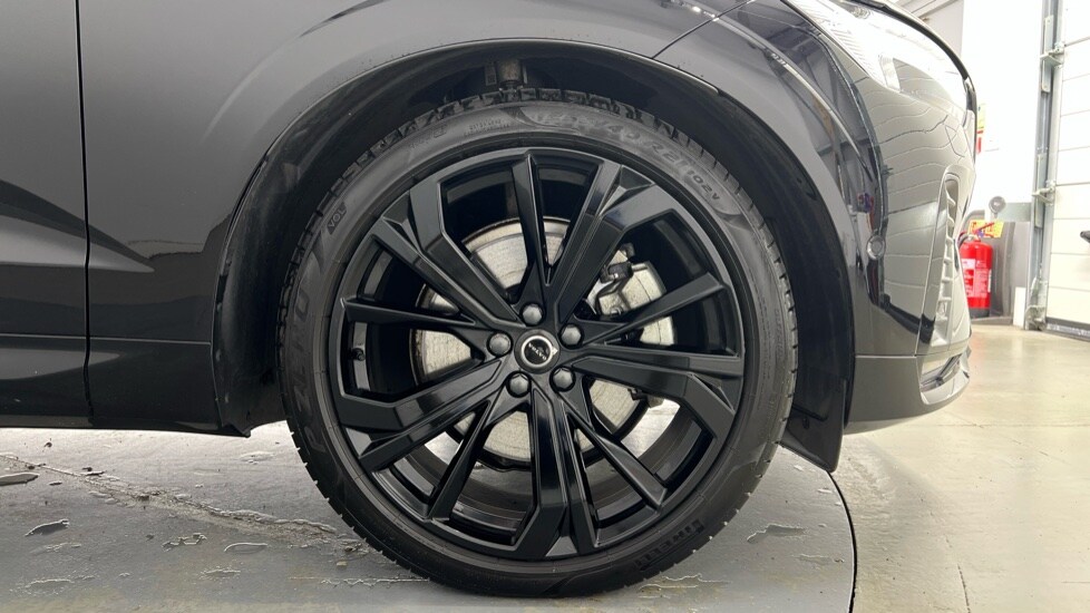 Used Volvo XC60 2025 for sale - 78137074: Photo 9