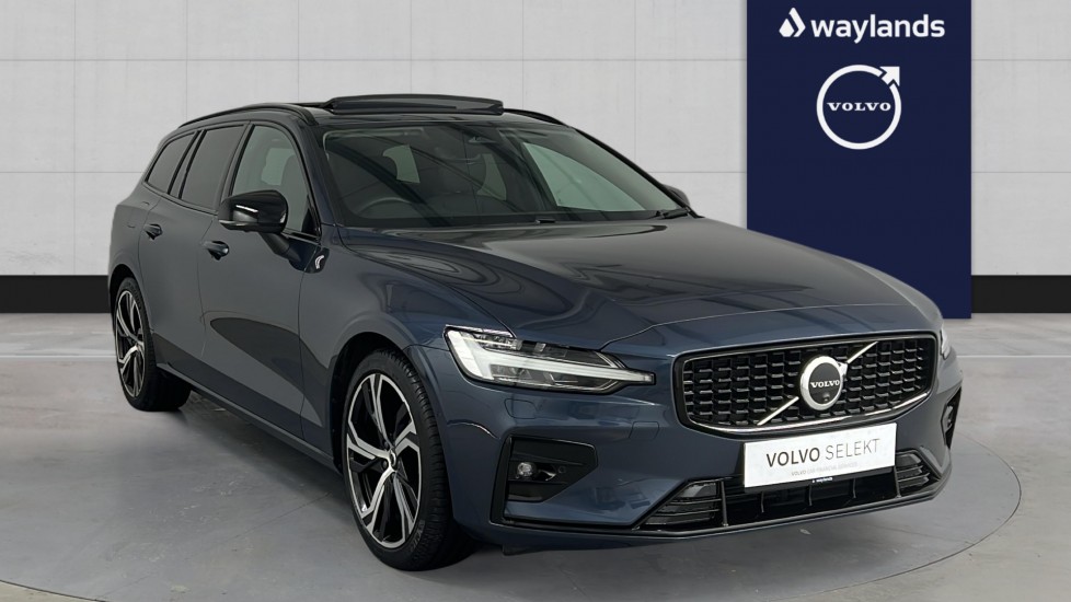 Used Volvo V60 2025 for sale - 77057854: Photo 1