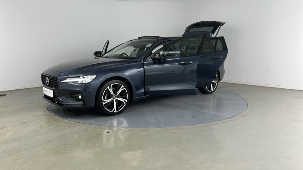 Used Volvo V60 2025 for sale - 77057854: Photo 16