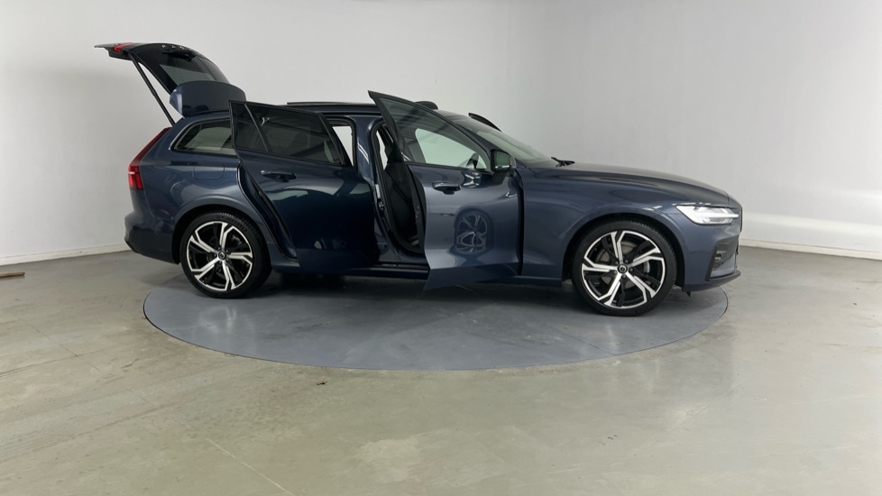 Used Volvo V60 2025 for sale - 77057854: Photo 25