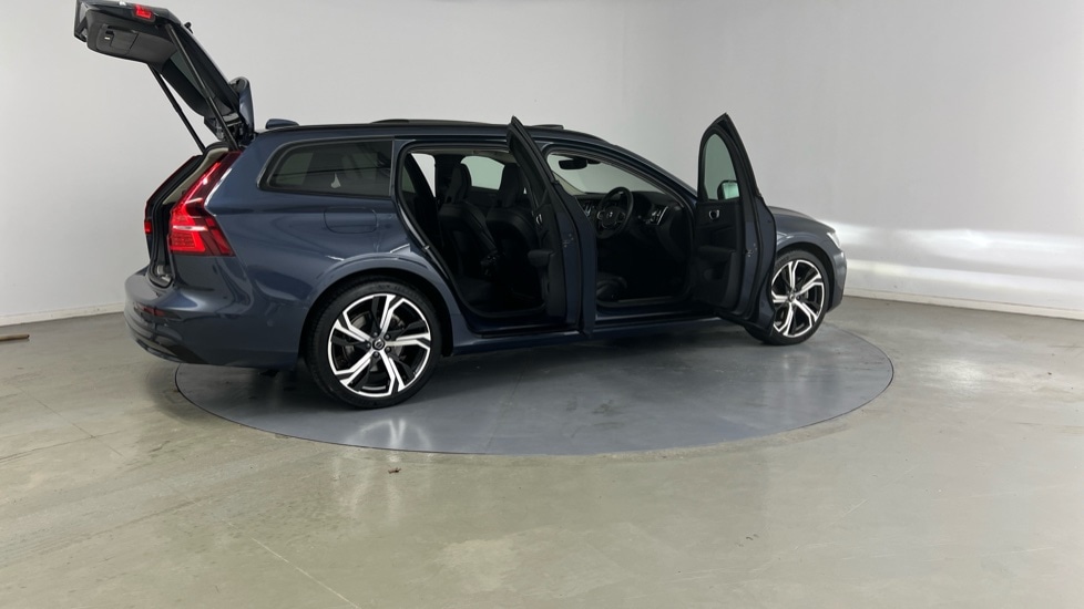 Used Volvo V60 2025 for sale - 77057854: Photo 28