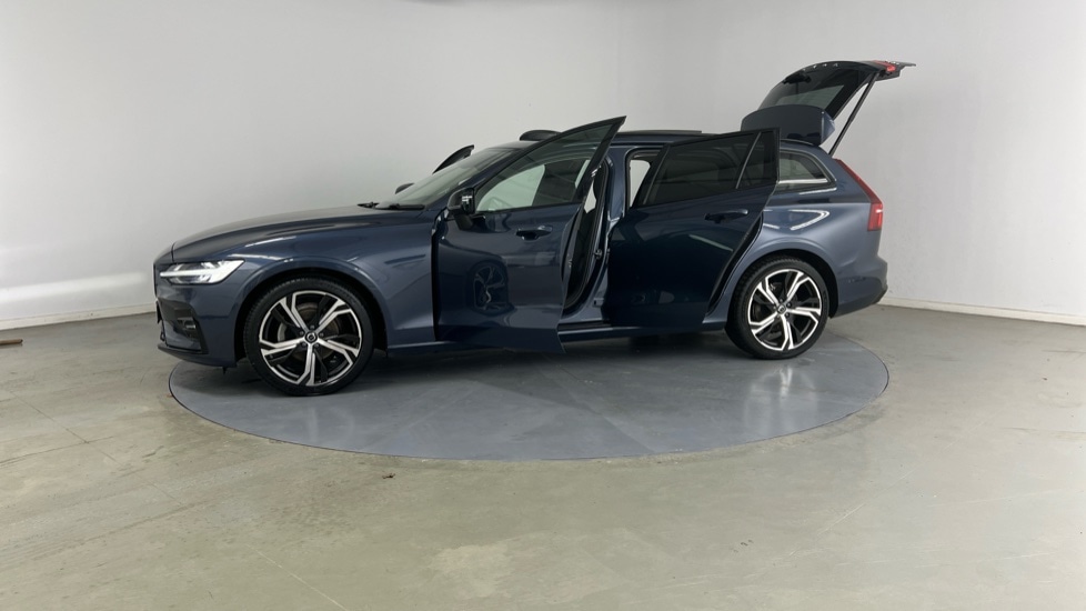 Used Volvo V60 2025 for sale - 77057854: Photo 38