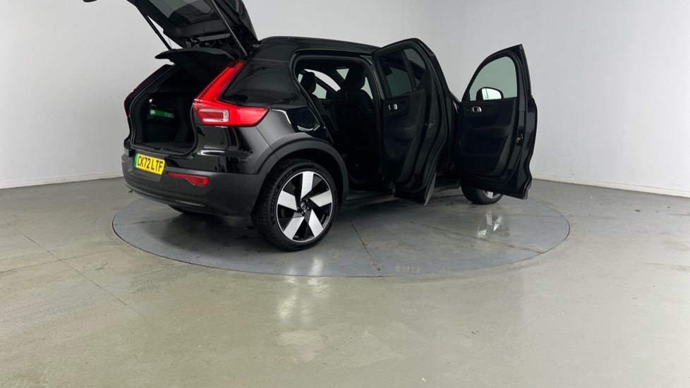 Used Volvo XC40 2022 for sale - 76921675: Photo 28