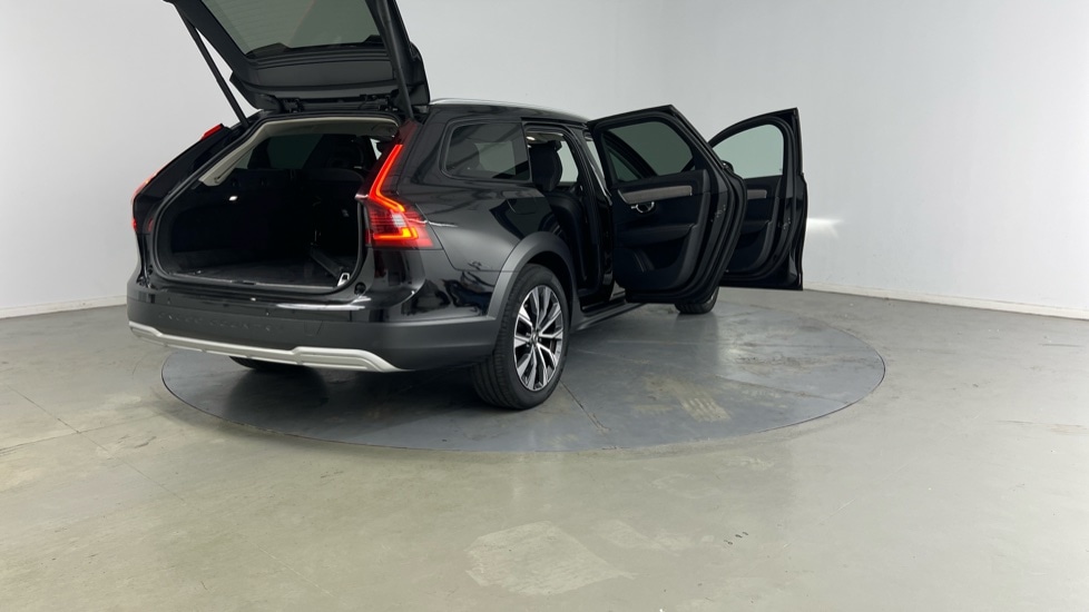 Used Volvo V90 2021 for sale - 76684086: Photo 29