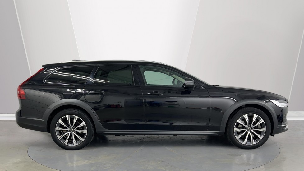 Used Volvo V90 2021 for sale - 76684086: Photo 3