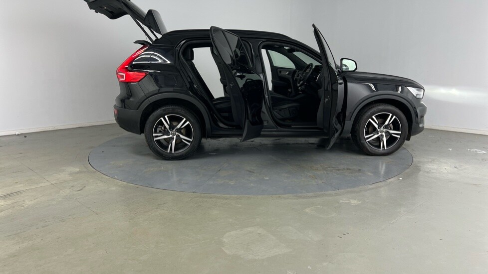 Used Volvo XC40 2021 for sale - 75828936: Photo 25