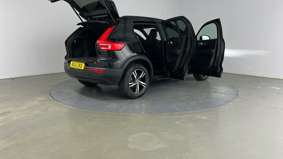 Used Volvo XC40 2021 for sale - 75828936: Photo 28