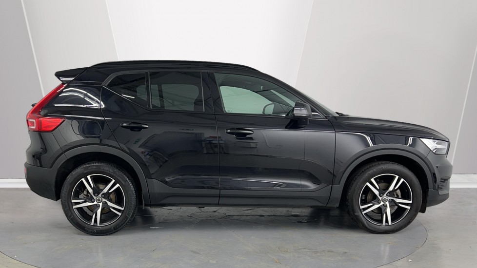Used Volvo XC40 2021 for sale - 75828936: Photo 3