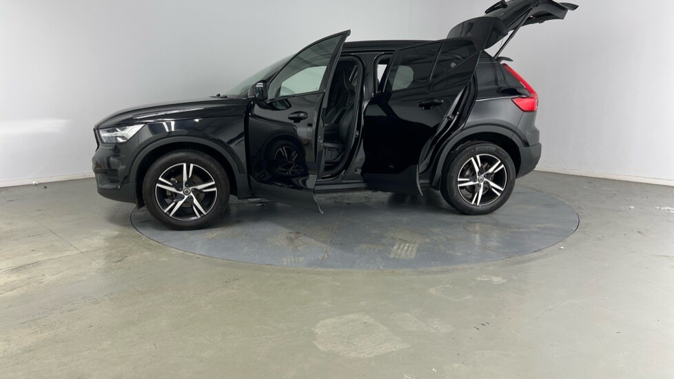 Used Volvo XC40 2021 for sale - 75828936: Photo 39