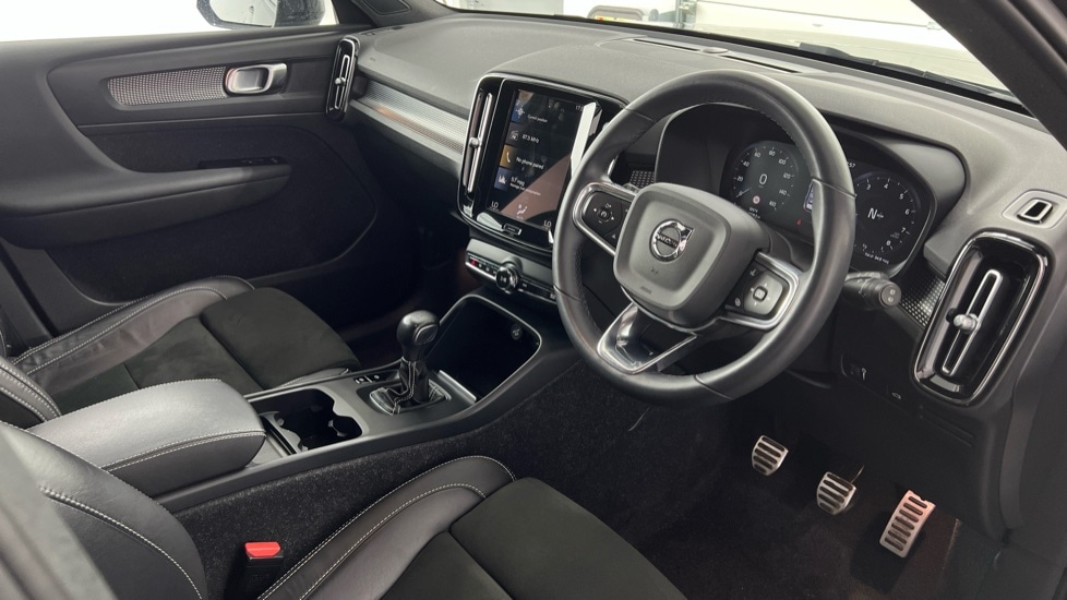 Used Volvo XC40 2021 for sale - 75828936: Photo 4