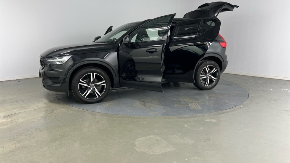 Used Volvo XC40 2021 for sale - 75828936: Photo 40