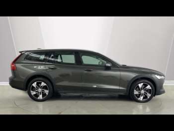 Used Volvo V60 2021 for sale - 74541086: Photo