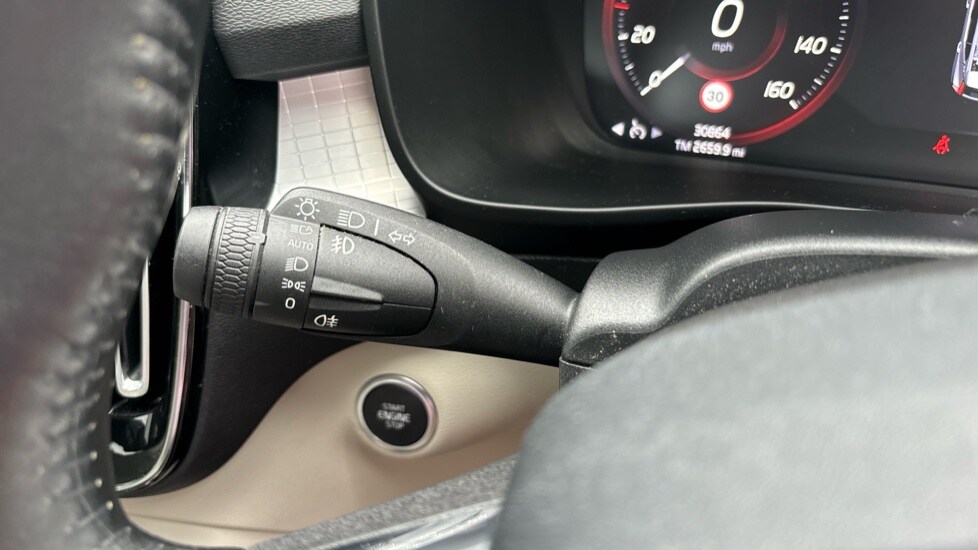 Used Volvo XC40 2019 for sale - 77893960: Photo 27