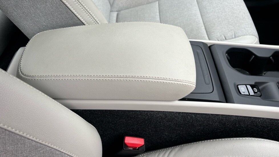 Used Volvo XC40 2019 for sale - 77893960: Photo 29