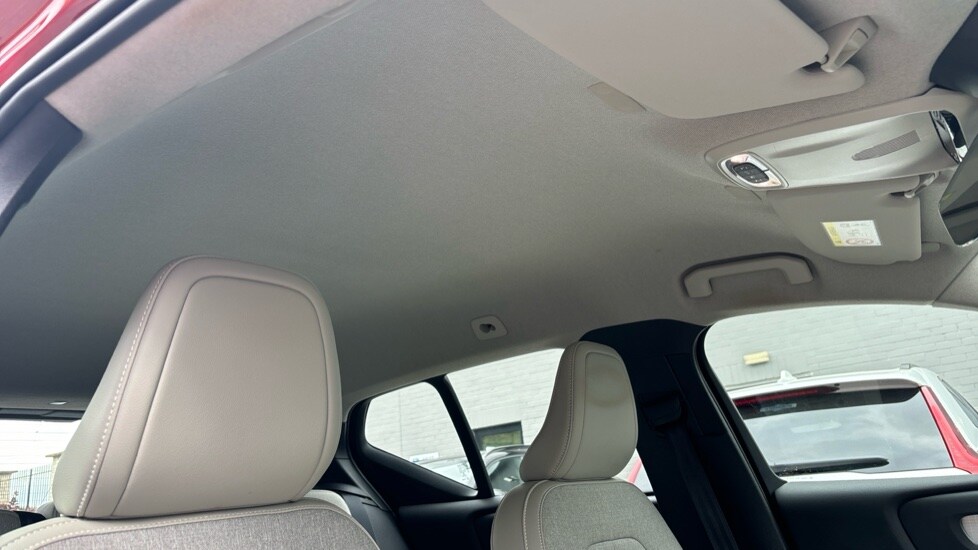 Used Volvo XC40 2019 for sale - 77893960: Photo 33