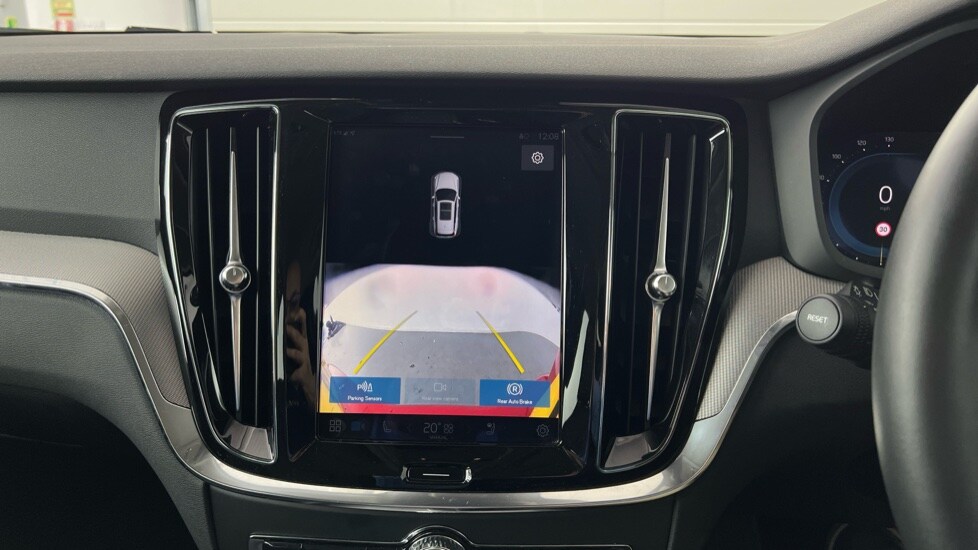 Used Volvo V60 2025 for sale - 77261606: Photo 14