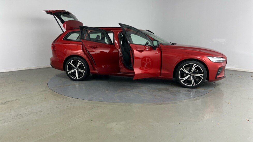 Used Volvo V60 2025 for sale - 77261606: Photo 24