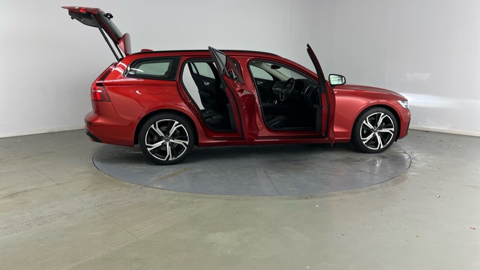 Used Volvo V60 2025 for sale - 77261606: Photo 26