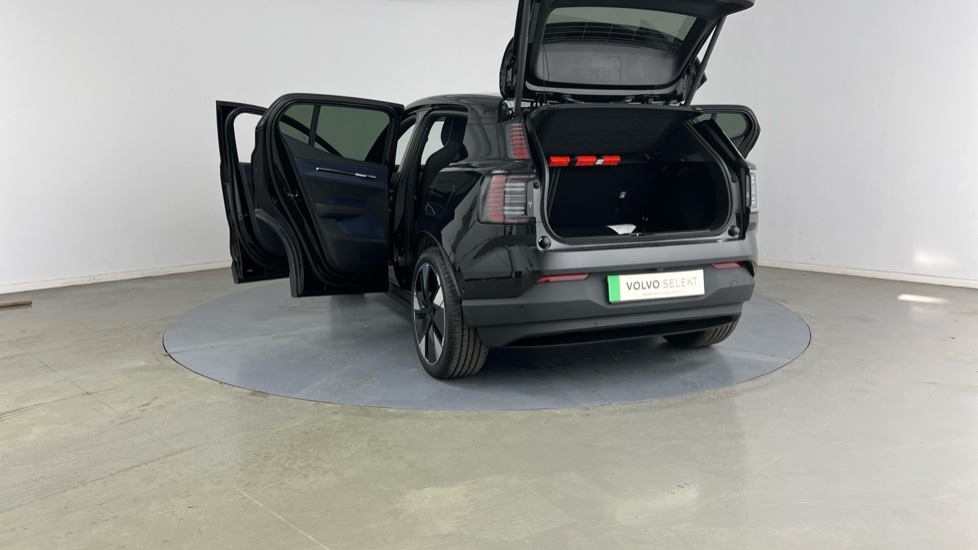 Used Volvo EX30 2025 for sale - 77164191: Photo 32