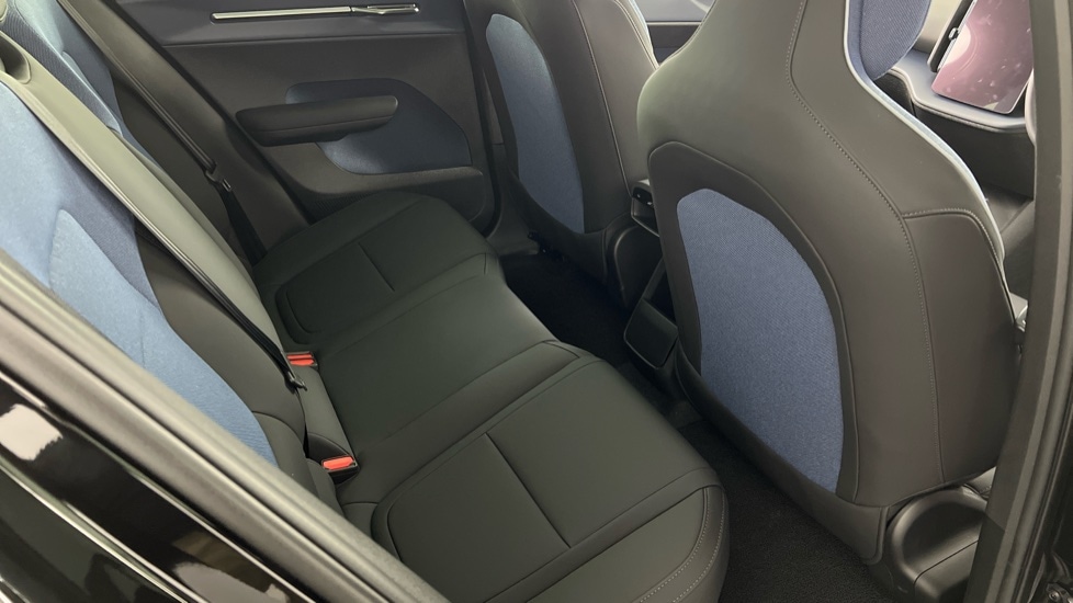 Used Volvo EX30 2025 for sale - 77164191: Photo 6