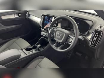 Used Volvo XC40 2025 for sale - 79699111: Photo