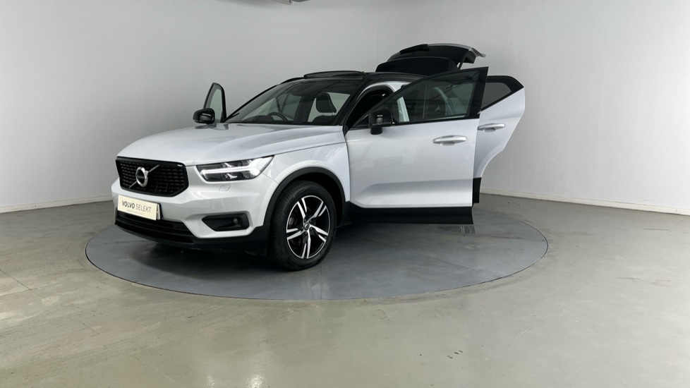 Used Volvo XC40 2021 for sale - 77133931: Photo 17