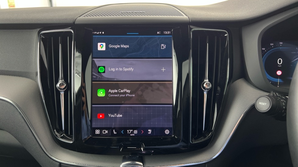 Used Volvo XC60 2025 for sale - 76597895: Photo 12