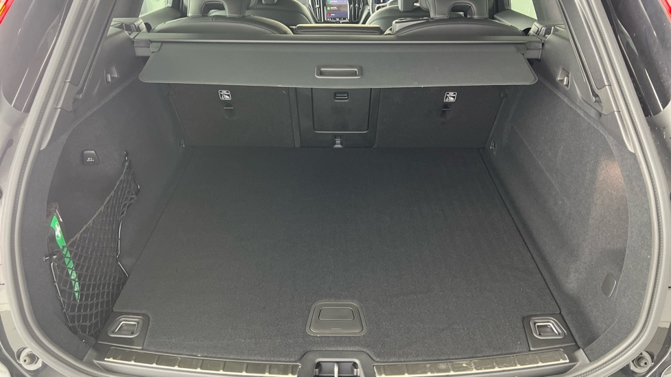 Used Volvo XC60 2025 for sale - 76597895: Photo 13