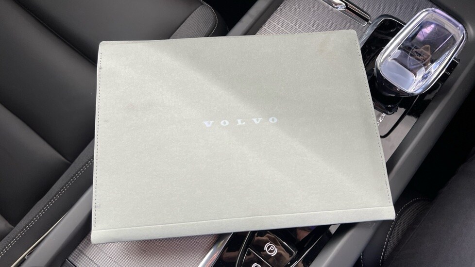 Used Volvo XC60 2025 for sale - 76597895: Photo 14