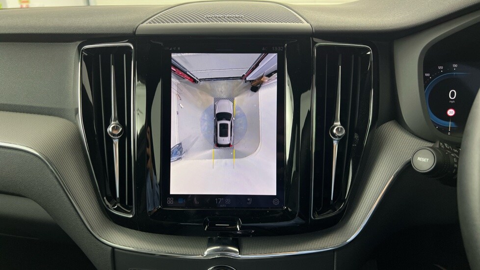 Used Volvo XC60 2025 for sale - 76597895: Photo 15