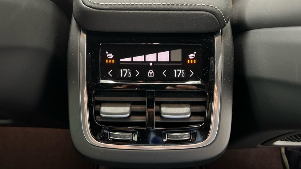 Used Volvo XC60 2025 for sale - 76597895: Photo 19