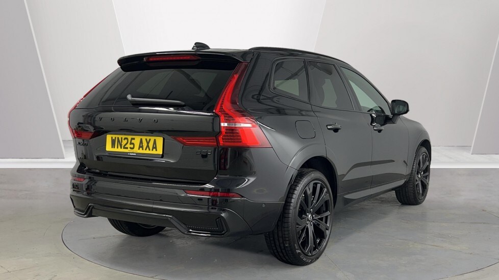 Used Volvo XC60 2025 for sale - 76597895: Photo 2