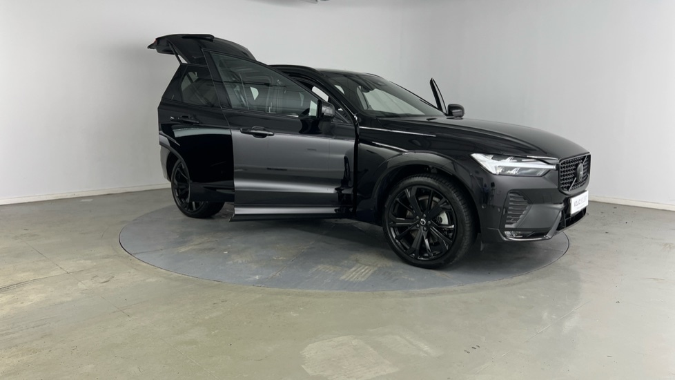 Used Volvo XC60 2025 for sale - 76597895: Photo 28