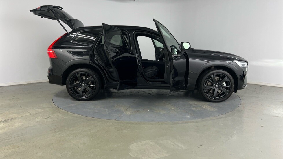 Used Volvo XC60 2025 for sale - 76597895: Photo 31