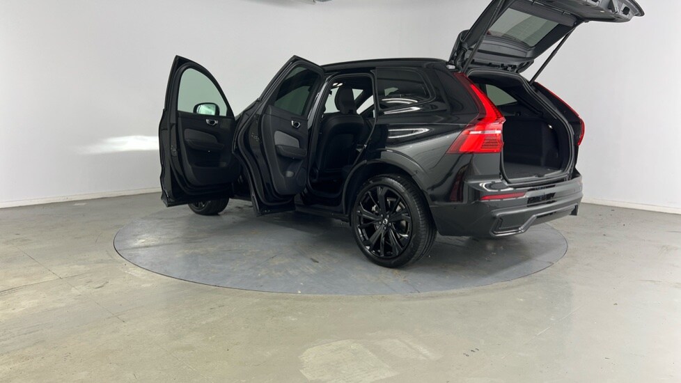 Used Volvo XC60 2025 for sale - 76597895: Photo 41