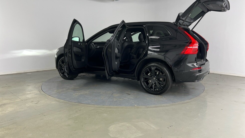 Used Volvo XC60 2025 for sale - 76597895: Photo 42