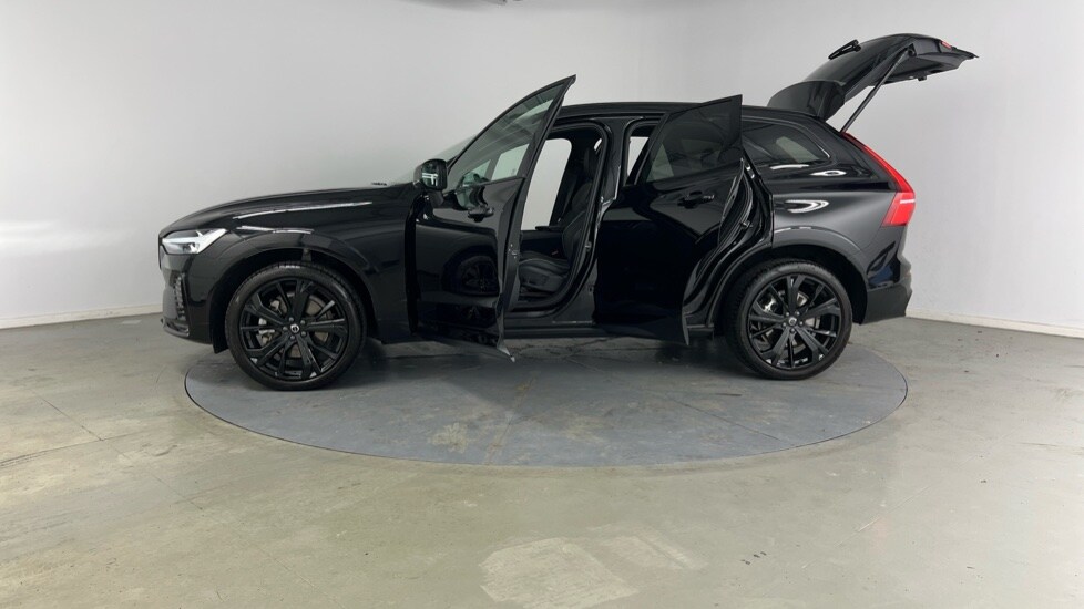 Used Volvo XC60 2025 for sale - 76597895: Photo 45