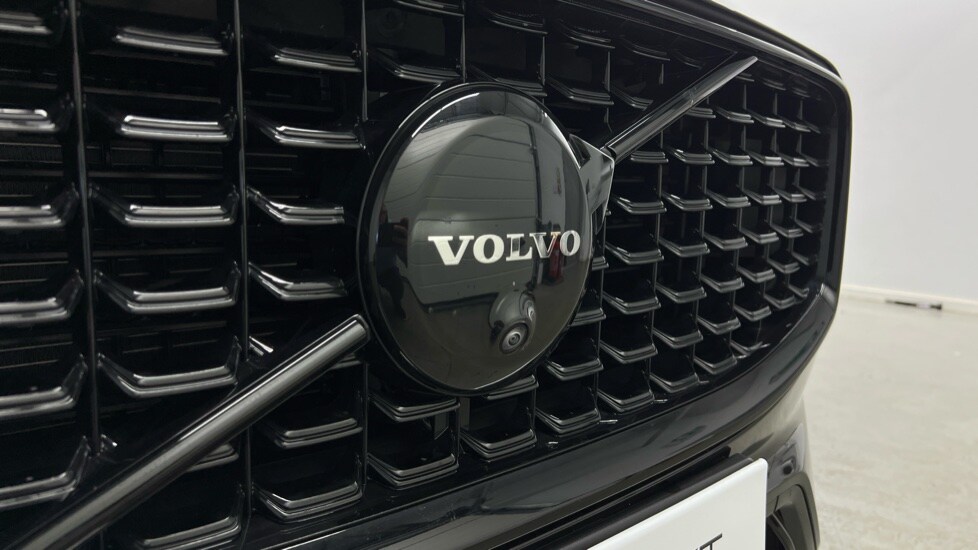 Used Volvo XC60 2025 for sale - 76597895: Photo 64