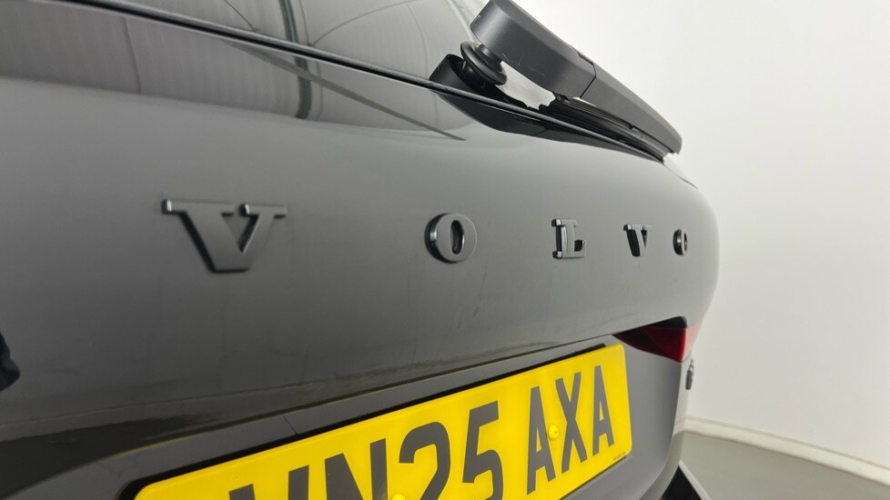 Used Volvo XC60 2025 for sale - 76597895: Photo 68