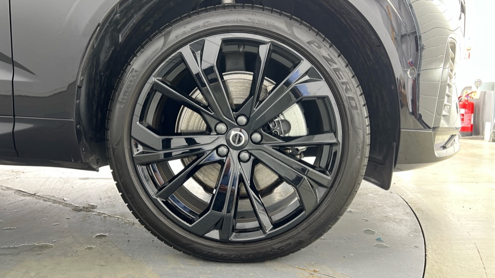 Used Volvo XC60 2025 for sale - 76597895: Photo 9