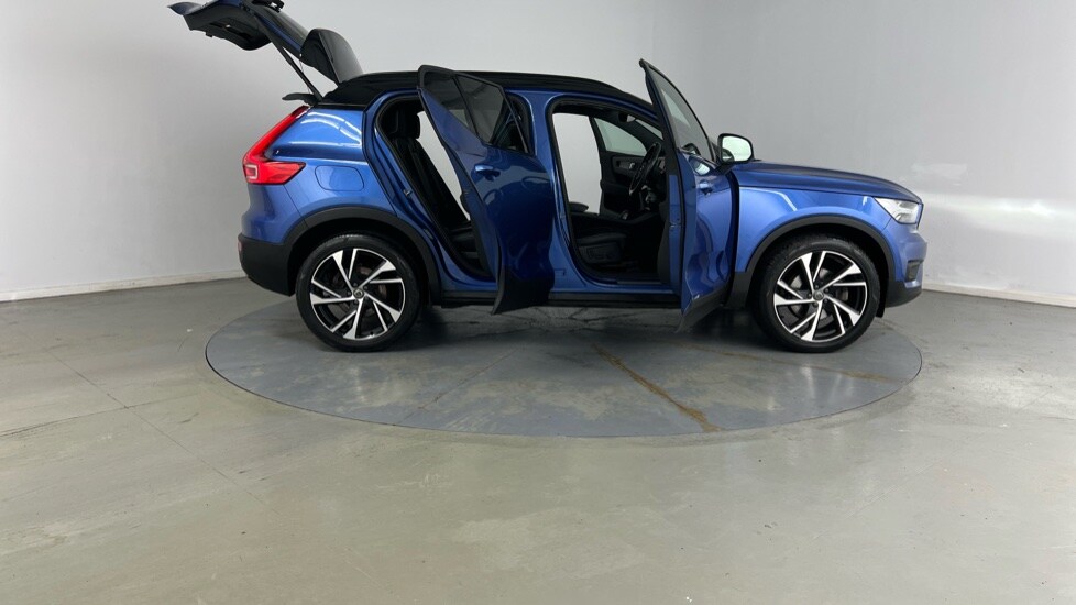Used Volvo XC40 2020 for sale - 77889998: Photo 25