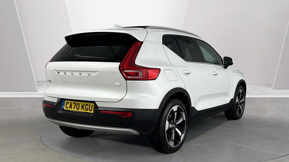 Used Volvo XC40 2020 for sale - 77333063: Photo 2
