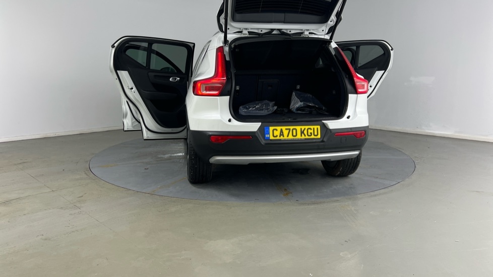 Used Volvo XC40 2020 for sale - 77333063: Photo 32