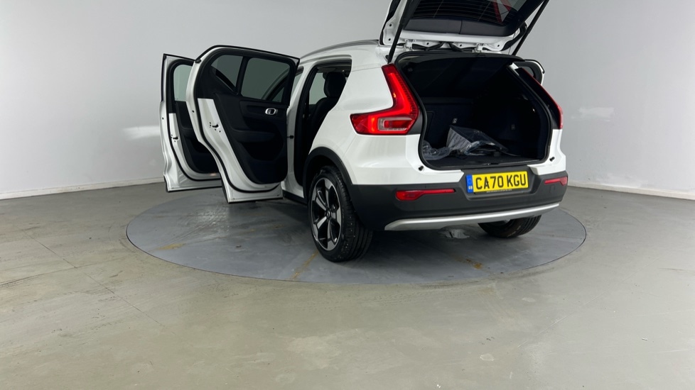 Used Volvo XC40 2020 for sale - 77333063: Photo 33
